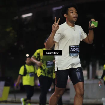 Runner Photo 6958936