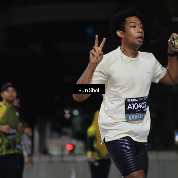 Runner Photo 6958944