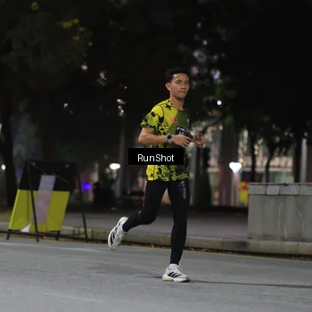 Runner Photo 6959053