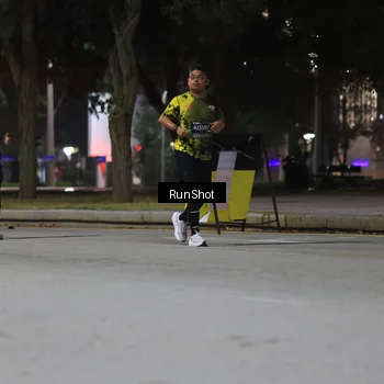 Runner Photo 6959099