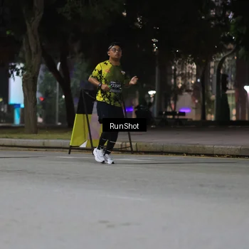 Runner Photo 6959121