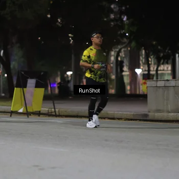 Runner Photo 6959142