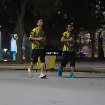 Runner Photo 6959157