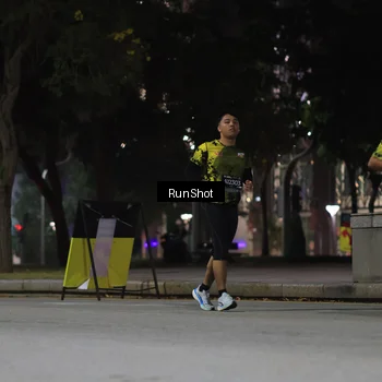 Runner Photo 6959223