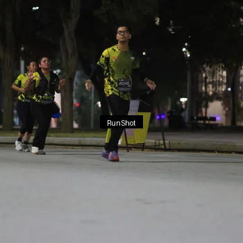 Runner Photo 6959263