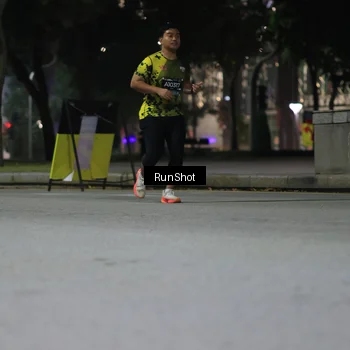 Runner Photo 6959334
