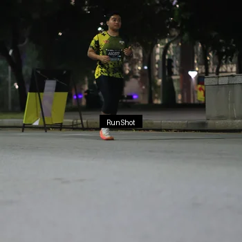 Runner Photo 6959339