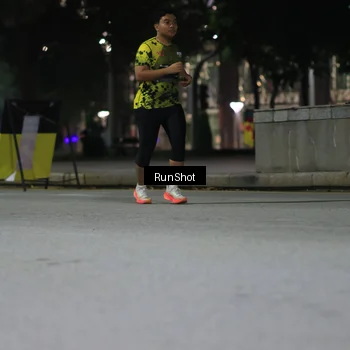 Runner Photo 6959351
