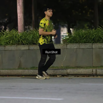 Runner Photo 6959444
