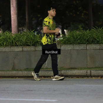 Runner Photo 6959448