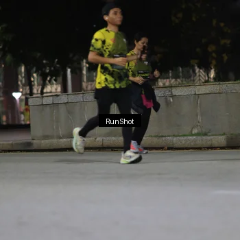 Runner Photo 6959453