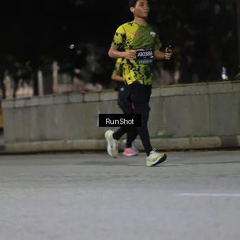 Runner Photo 6959487