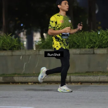 Runner Photo 6959493