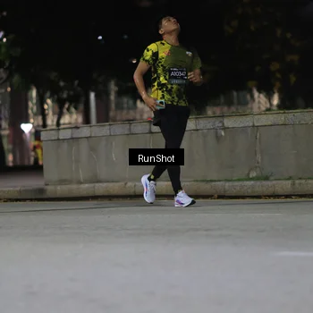 Runner Photo 6959494