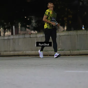 Runner Photo 6959501