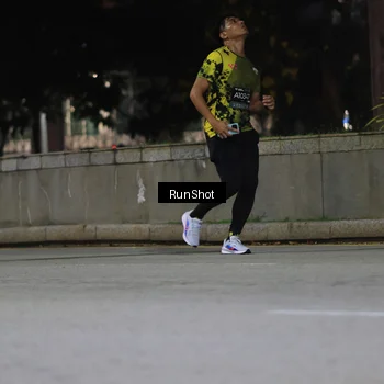 Runner Photo 6959503