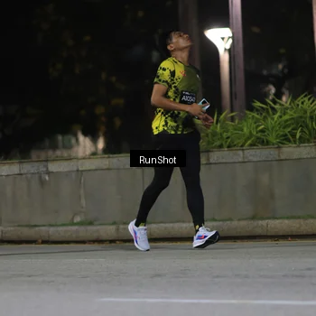 Runner Photo 6959517