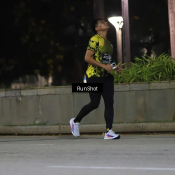 Runner Photo 6959519
