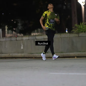 Runner Photo 6959544