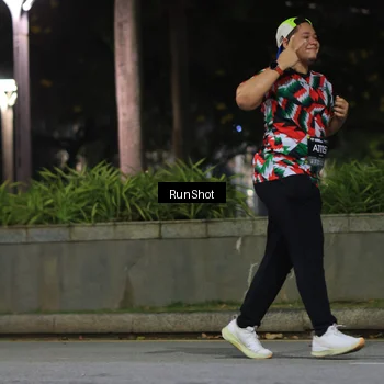 Runner Photo 6959545