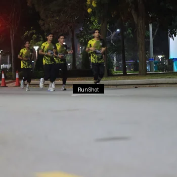 Runner Photo 6959548