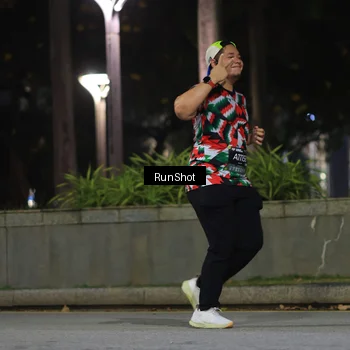 Runner Photo 6959551