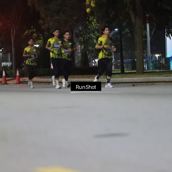 Runner Photo 6959555