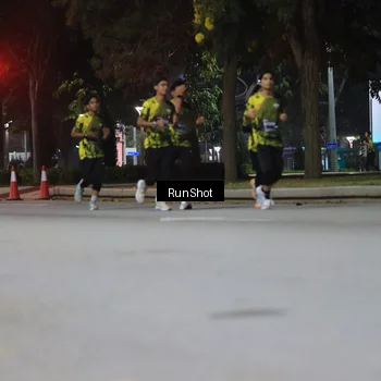 Runner Photo 6959563