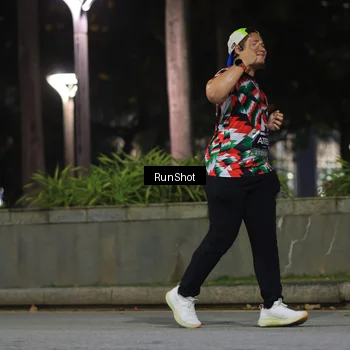 Runner Photo 6959565