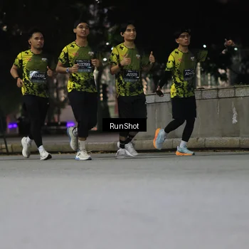 Runner Photo 6959576