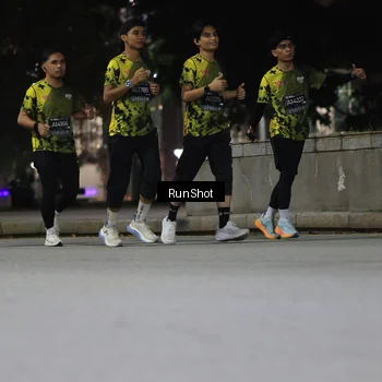 Runner Photo 6959579