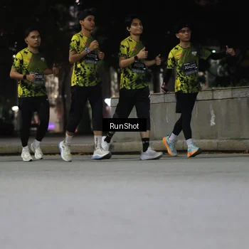Runner Photo 6959581