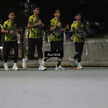 Runner Photo 6959591