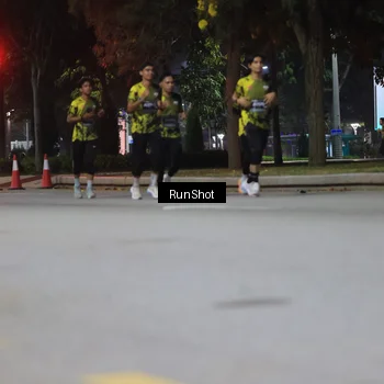 Runner Photo 6959592