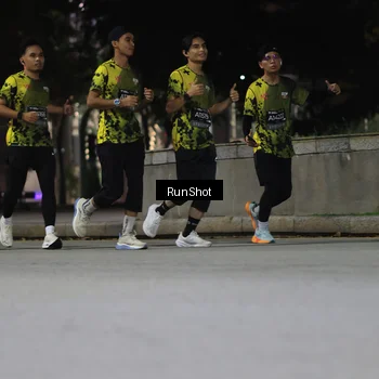 Runner Photo 6959612