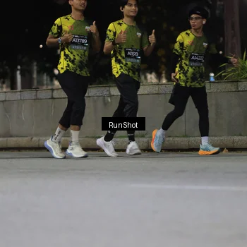 Runner Photo 6959620