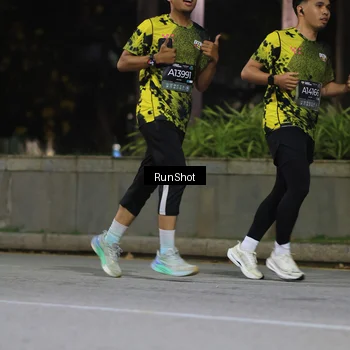 Runner Photo 6959630