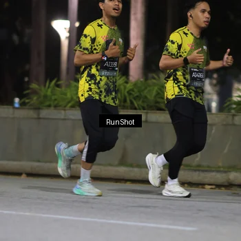 Runner Photo 6959635