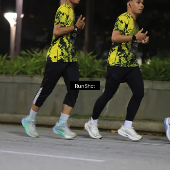 Runner Photo 6959636