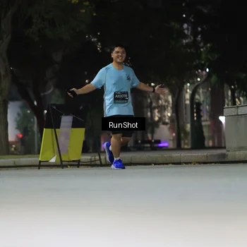 Runner Photo 6959663