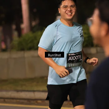 Runner Photo 6959677