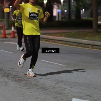 Runner Photo 6959746