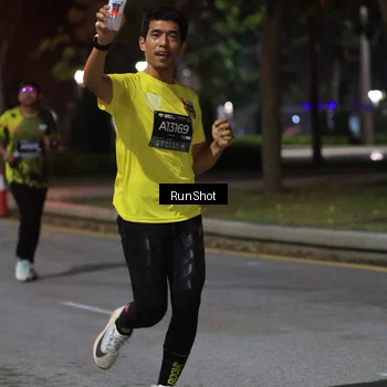 Runner Photo 6959760