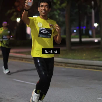 Runner Photo 6959763