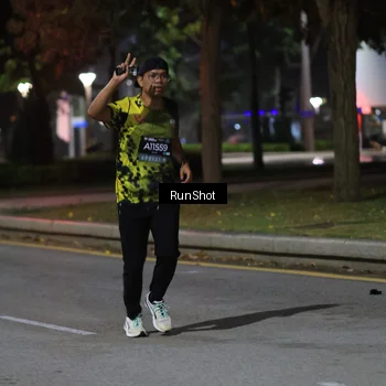Runner Photo 6959773