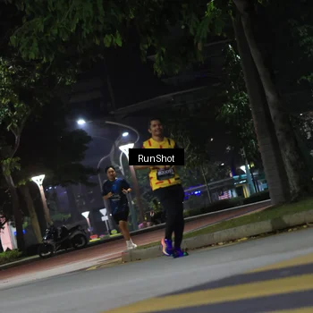 Runner Photo 6959907