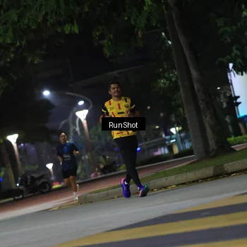 Runner Photo 6959912