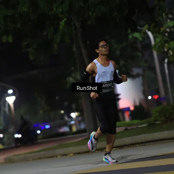 Runner Photo 6960004
