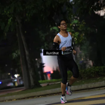 Runner Photo 6960009