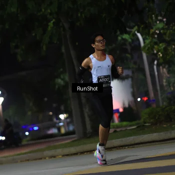 Runner Photo 6960019